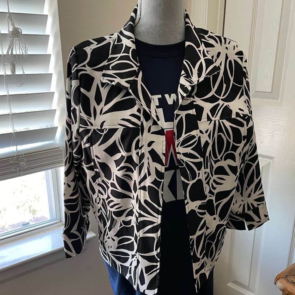 Women's Black and White Dress Jacket by Dressbarn Size Large